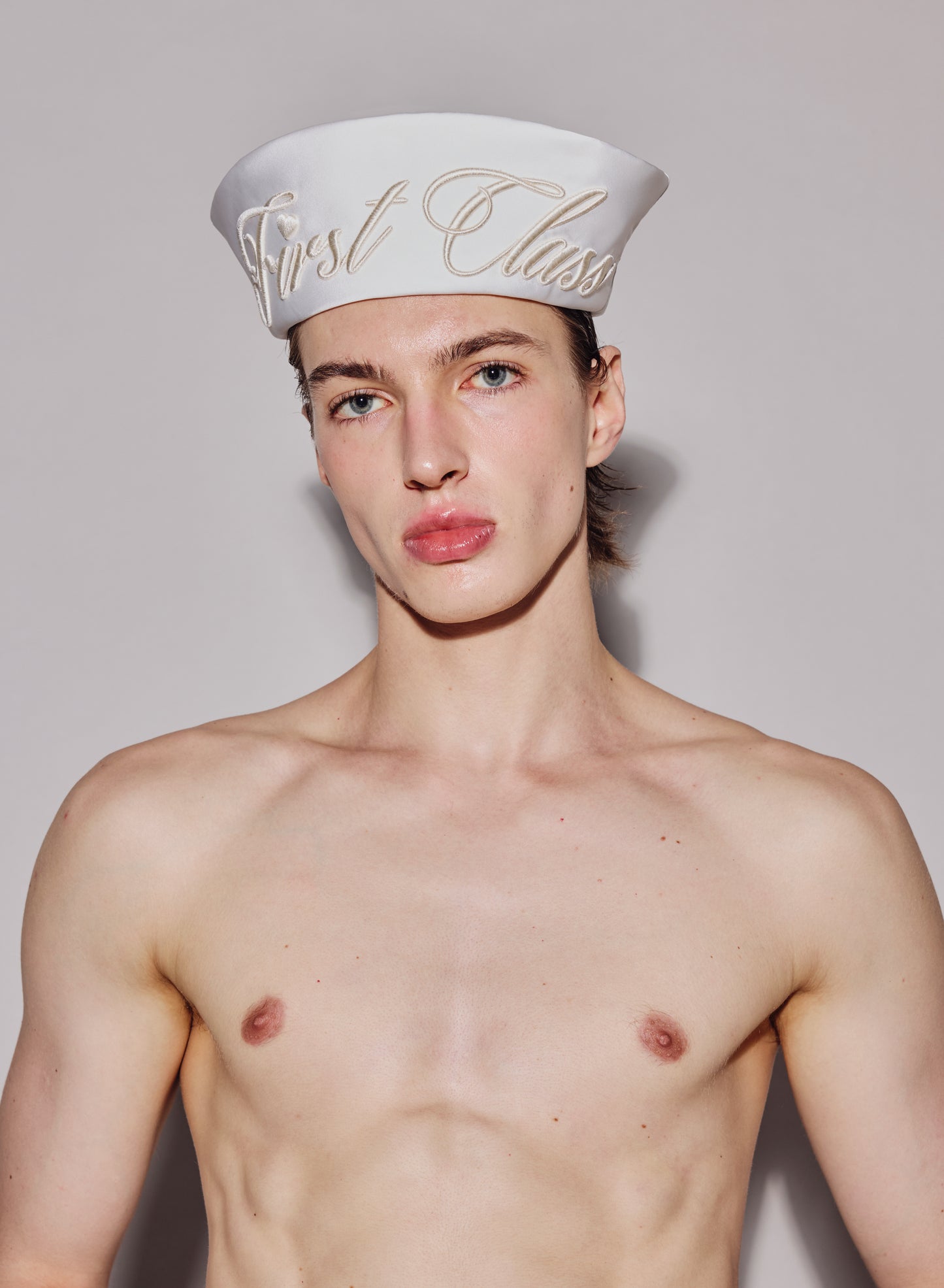 FIRST CLASS DIXIE CUP