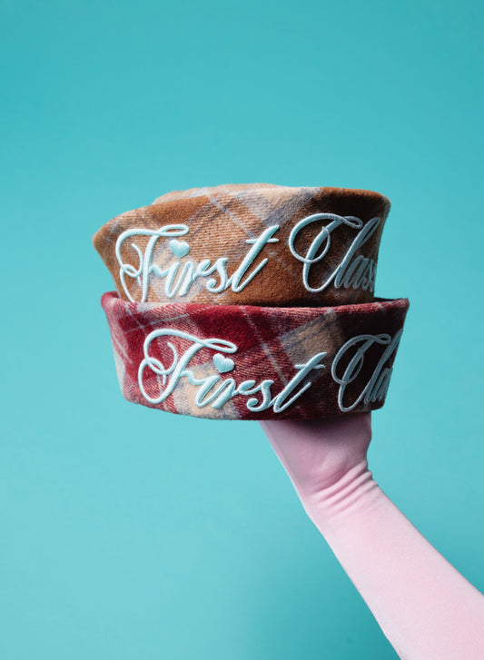 FIRST CLASS DIXIE CUP