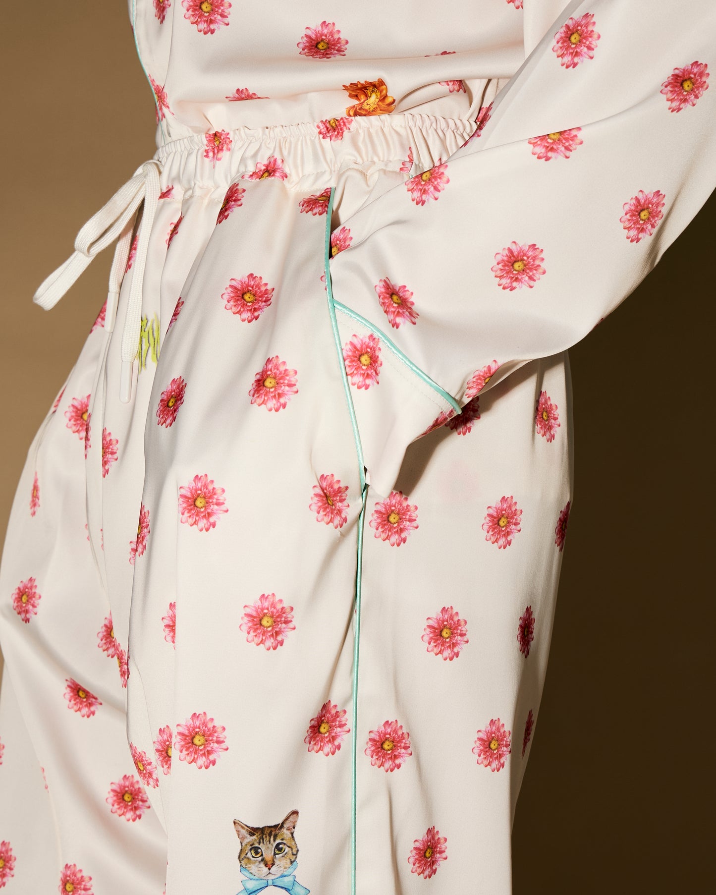 FLOWERS DOT PAJAMAS PANTS