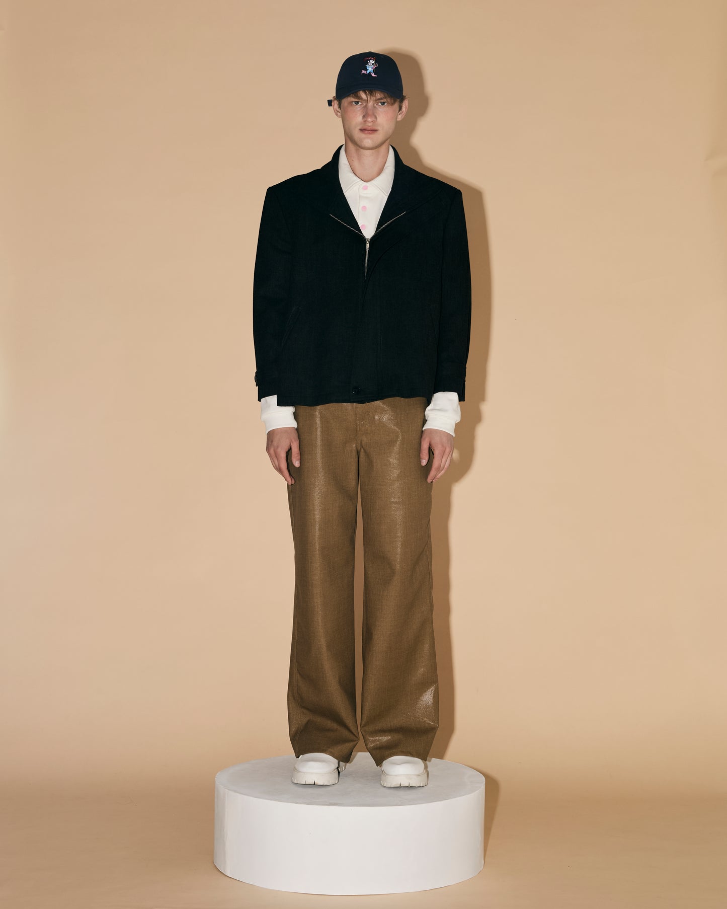 BLACK TAILORED JACKET