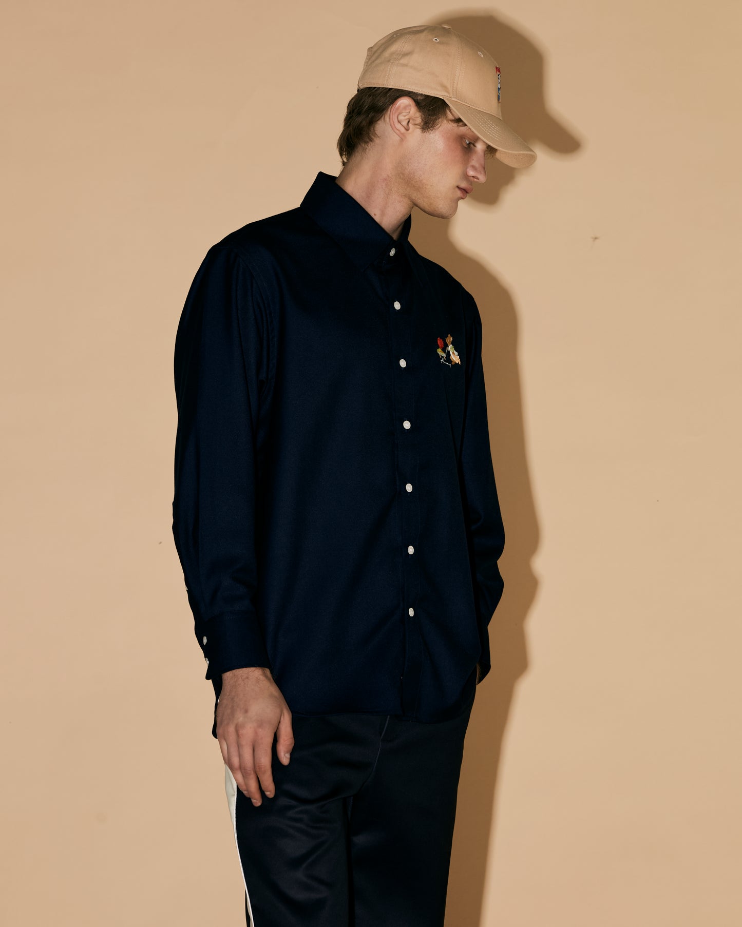 NAVY RABBIT SHIRT