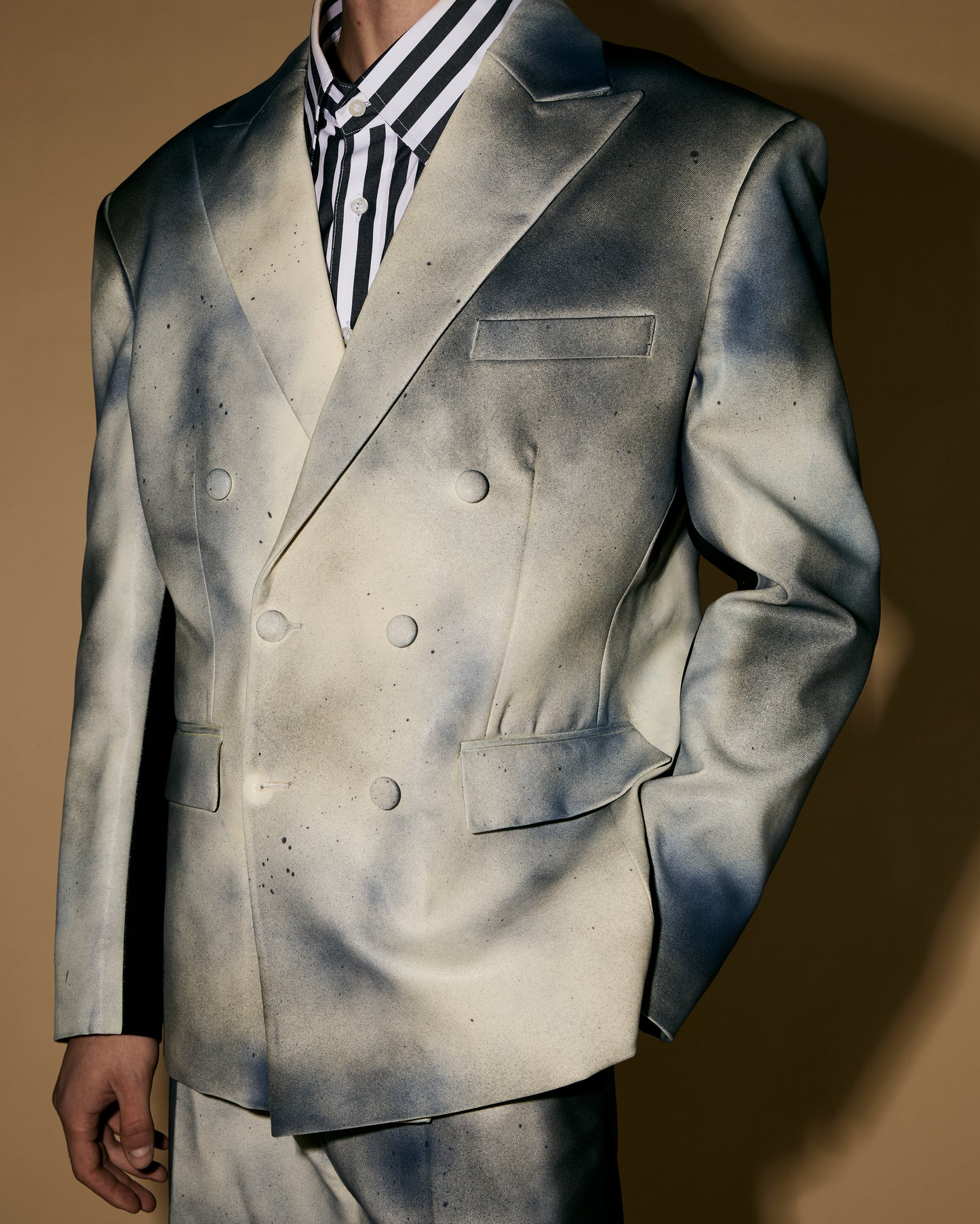 B&W GRADATION JACKET SUIT
